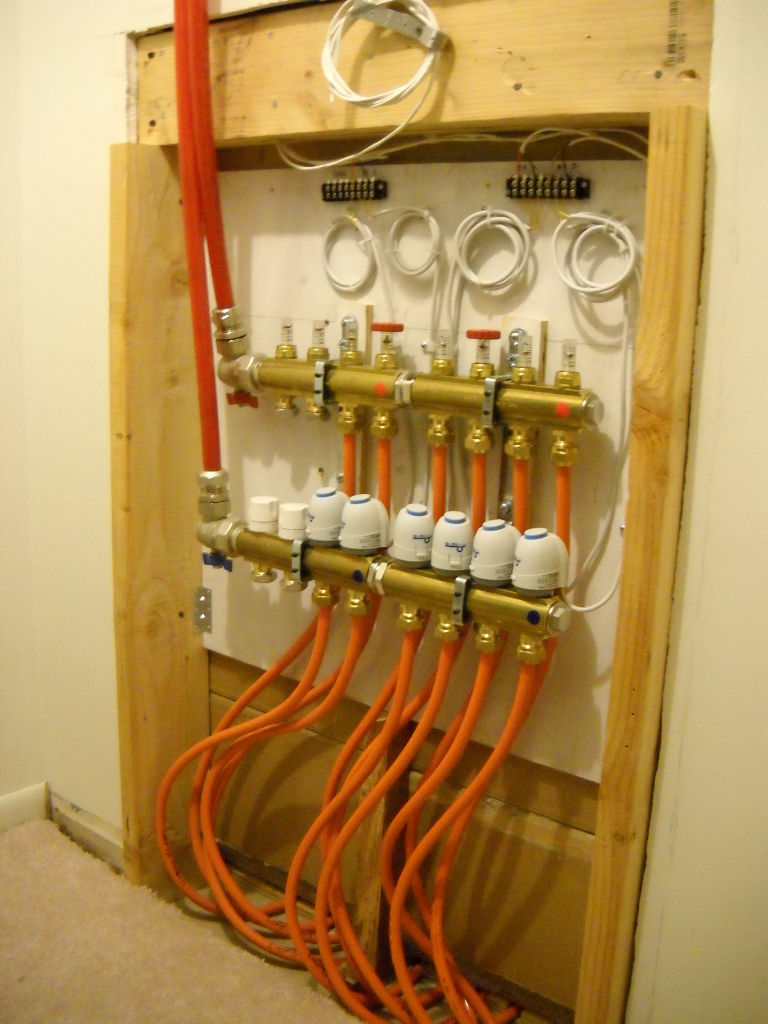 Roth Manifold
